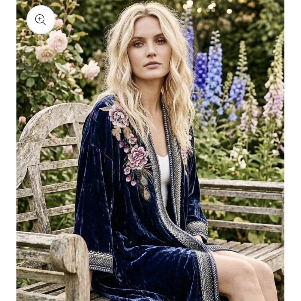 Johnny Was Quito Velvet Silk Navy Blue Kimono Duster Peacock Embroidered Sz S - Picture 4 of 16